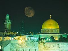 west-wall-by-night